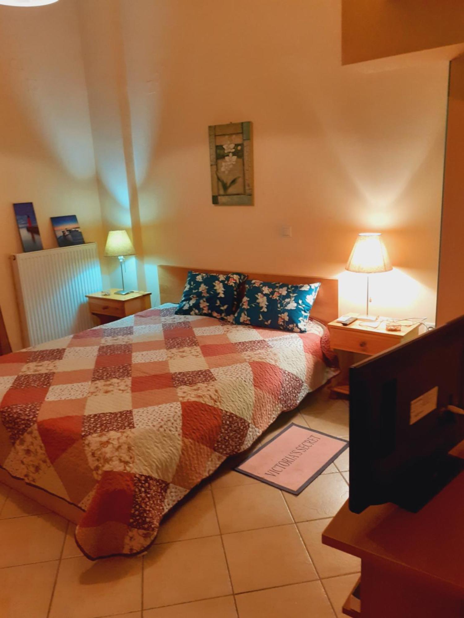 Tzil Home Kyparissia Exterior foto